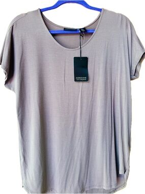 Adrienne Vittadini Taupe Scoop Neck Short Sleeve Tee